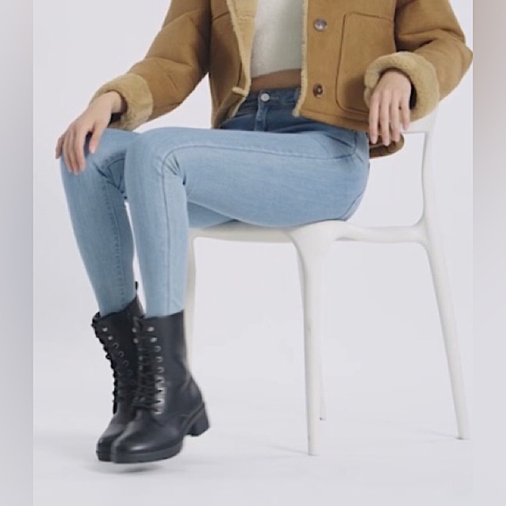 DREAM PAIRS Black Lace-up Combat Boots Mid-calf Military Winter Boot for Women